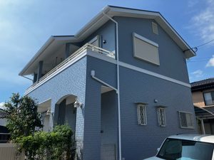久留米市にてオシャレなブルーグレイに外壁塗装したお客様の声